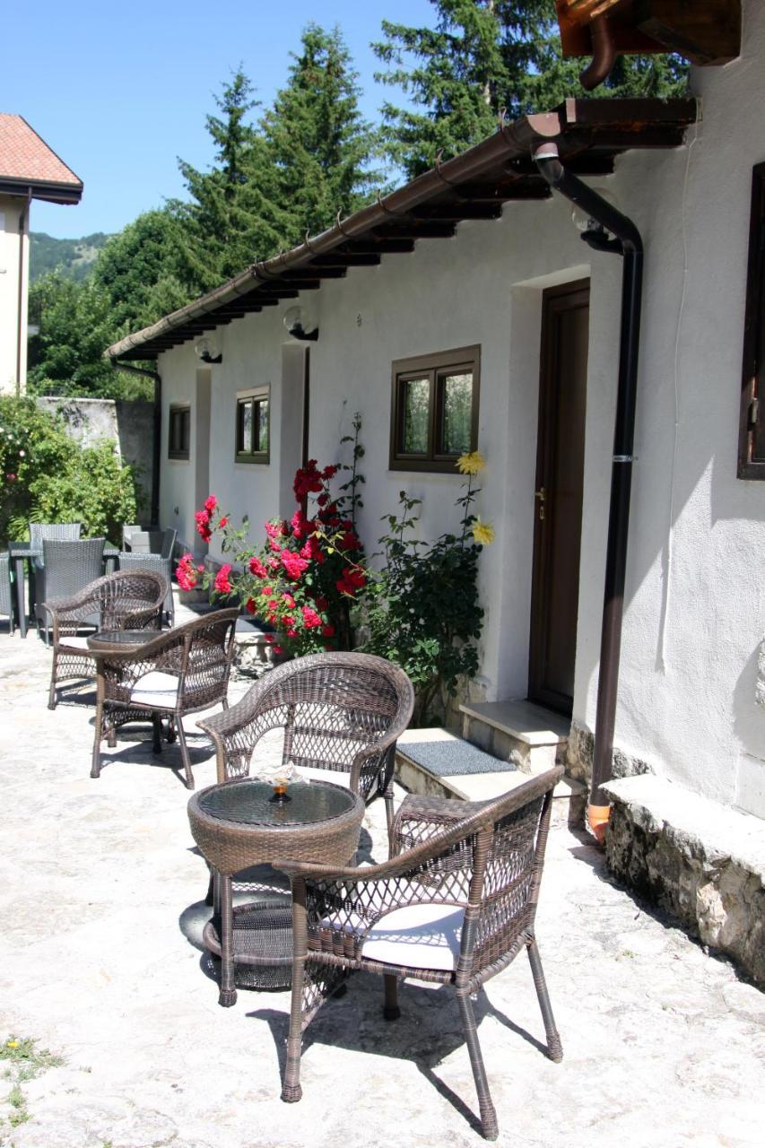 Villa dei Pini Pescasseroli Esterno foto